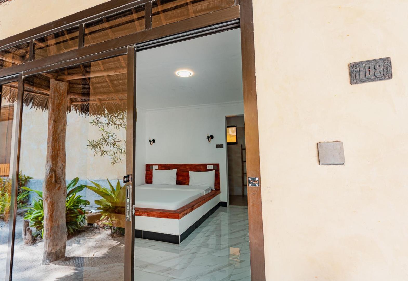 Jambo By Mambo Hotel 4*